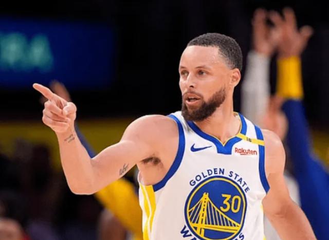 开云手机版-勇士首发13连胜！波杰&amp;库里双星闪耀 春晚击溃湖人